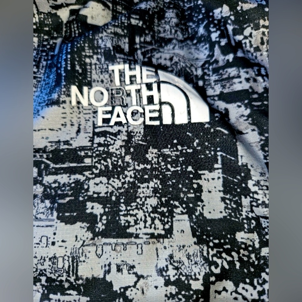 The North Face Jacket - Picture 2 of 5